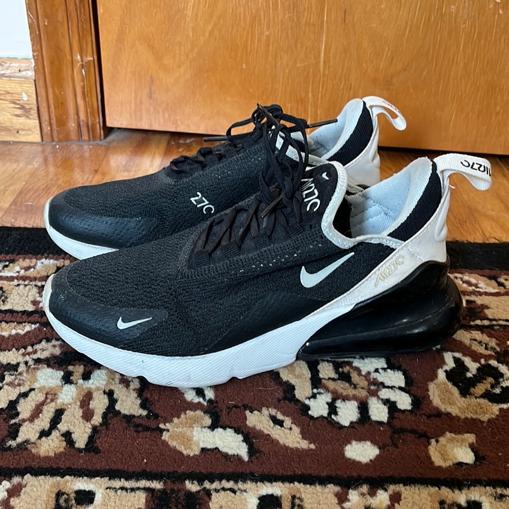 Nike Air Max 270